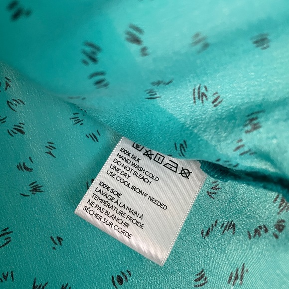 Beautiful silk top, S - Picture 4 of 9